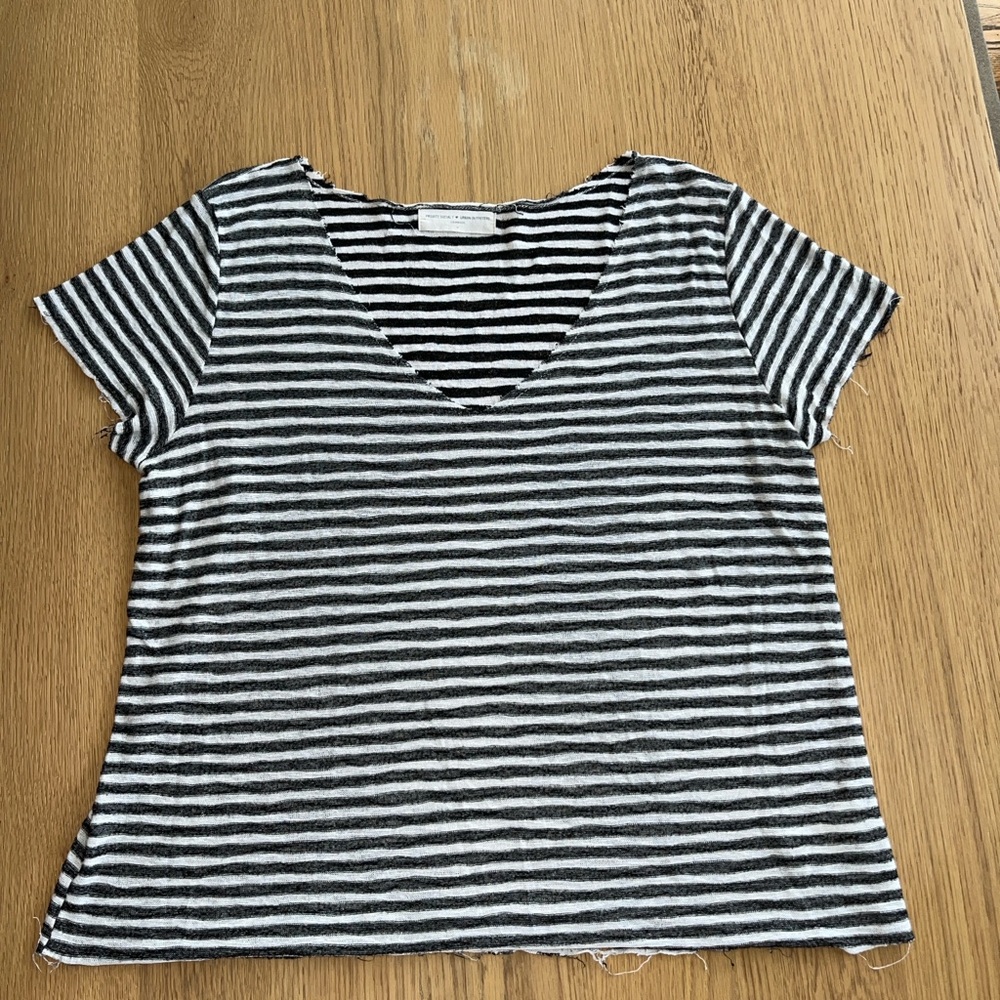 Project Social T Urban Outfitters Striped V-Neck Tee Raw Hem Size M